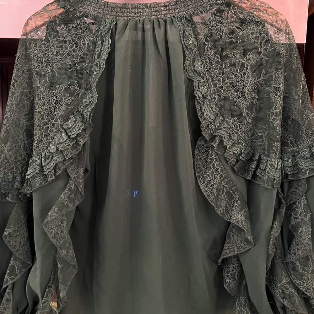 Ladies Blouse - Picture 2 of 8
